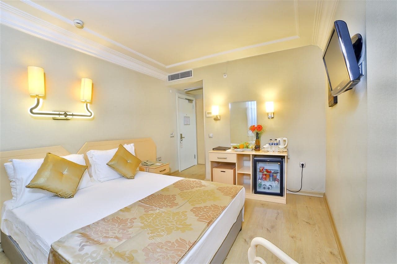 rooms-standard-room