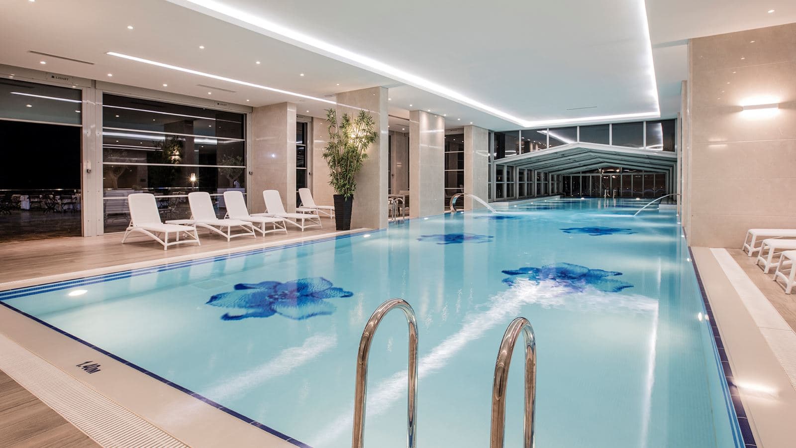 pools-indoor-pool