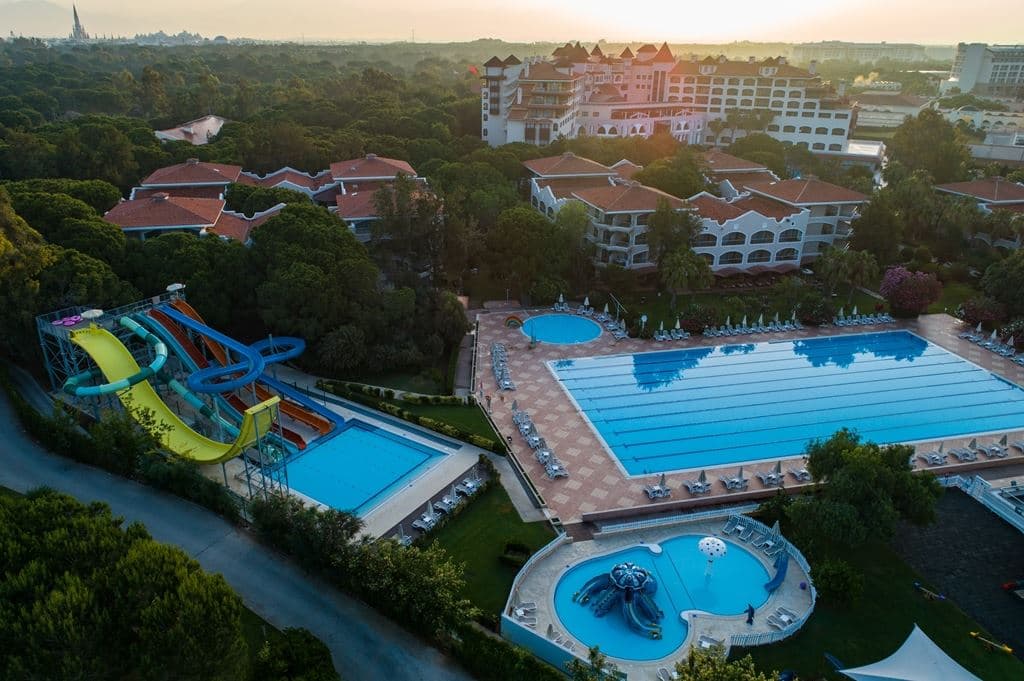 pools-outdoor-childrens-pool