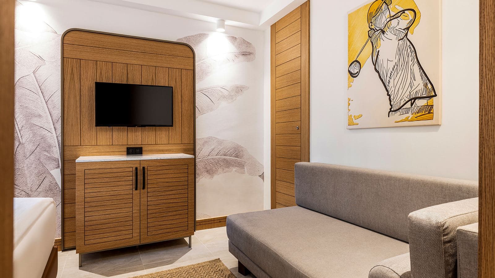 rooms-superior-family-room