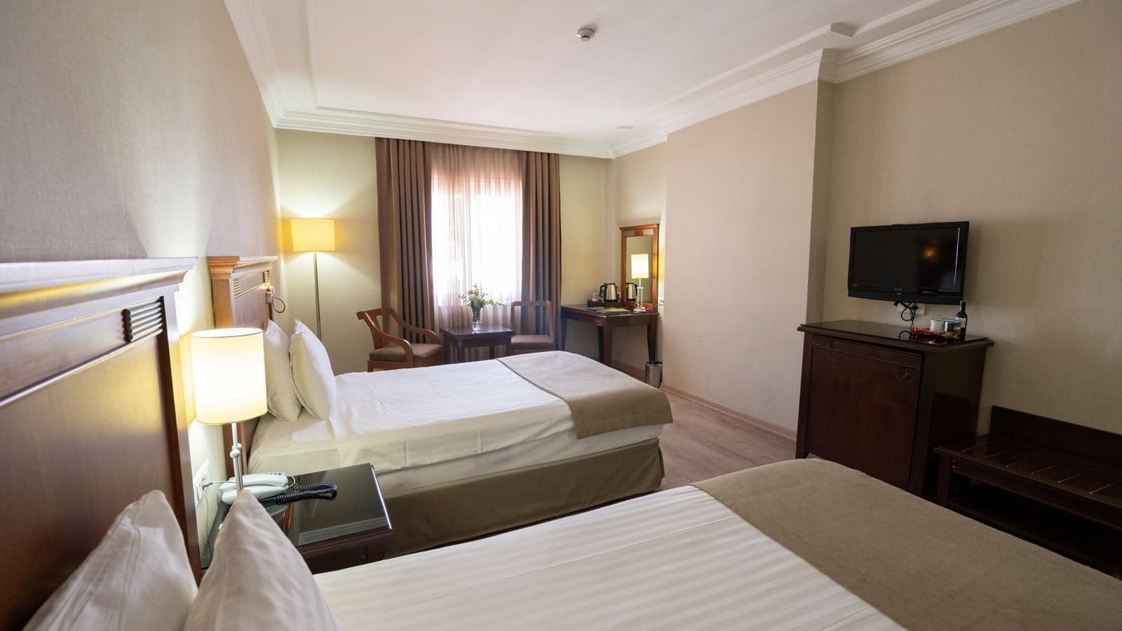 rooms-standard-room