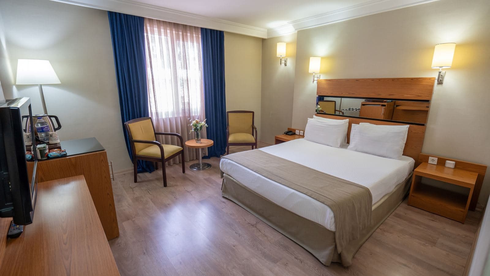 rooms-standard-room