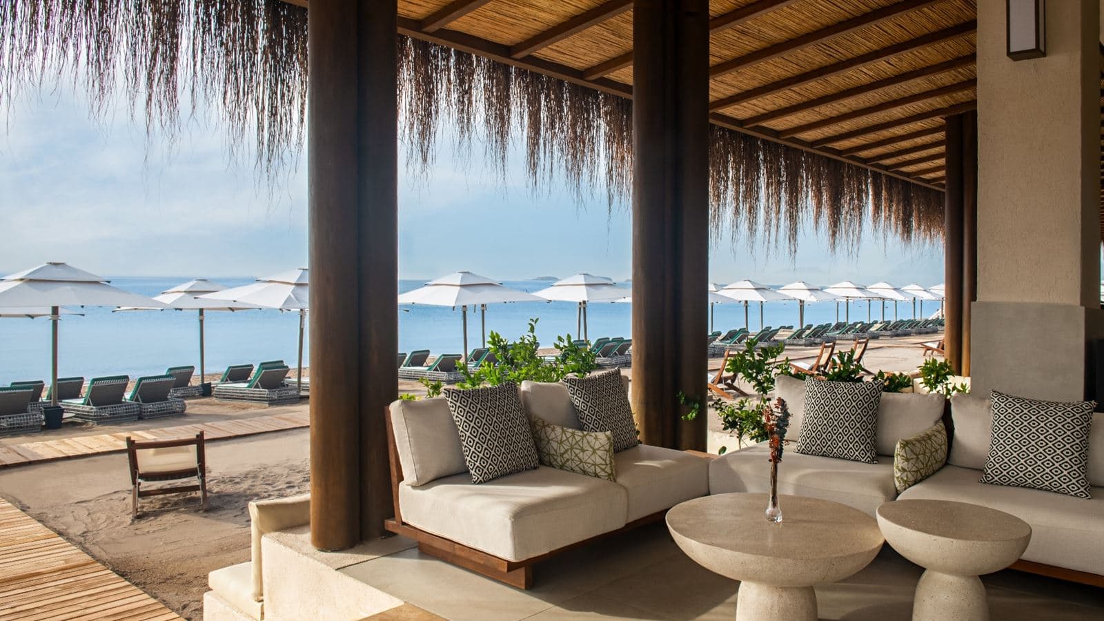 bars-vista-beach