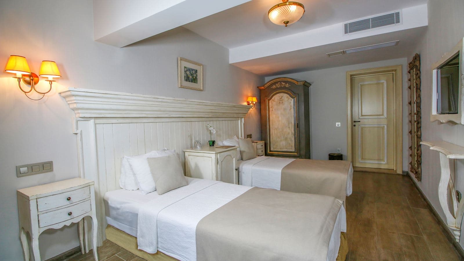 rooms-standard-sea-view-room