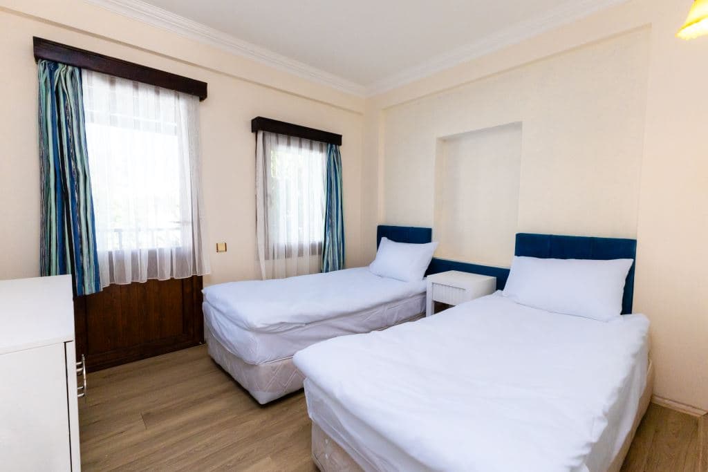 rooms-family-room