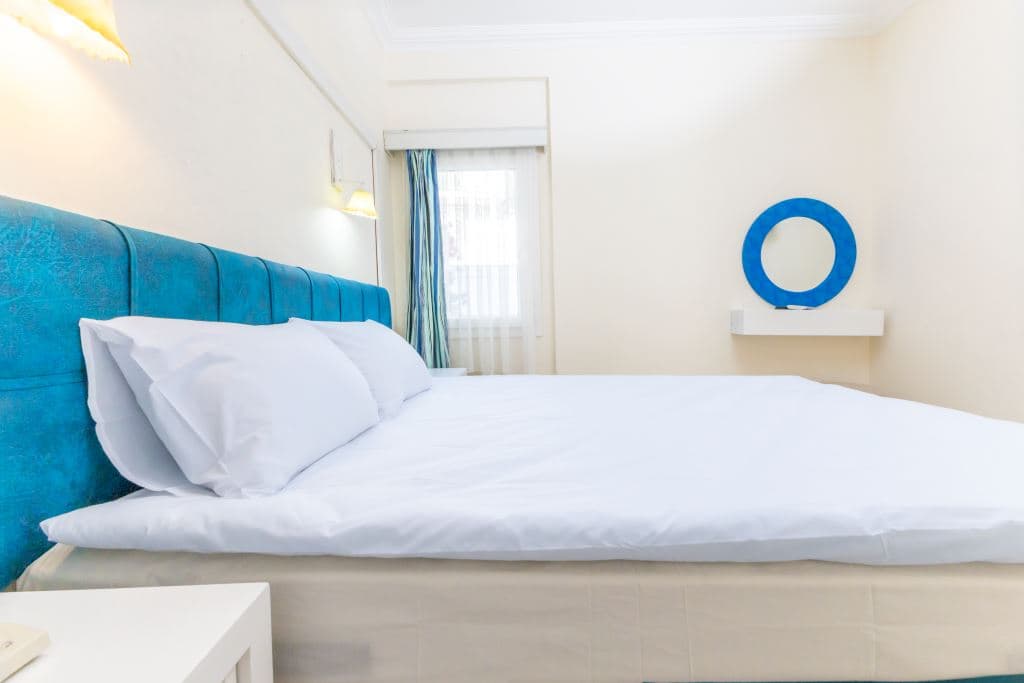 rooms-standard-room