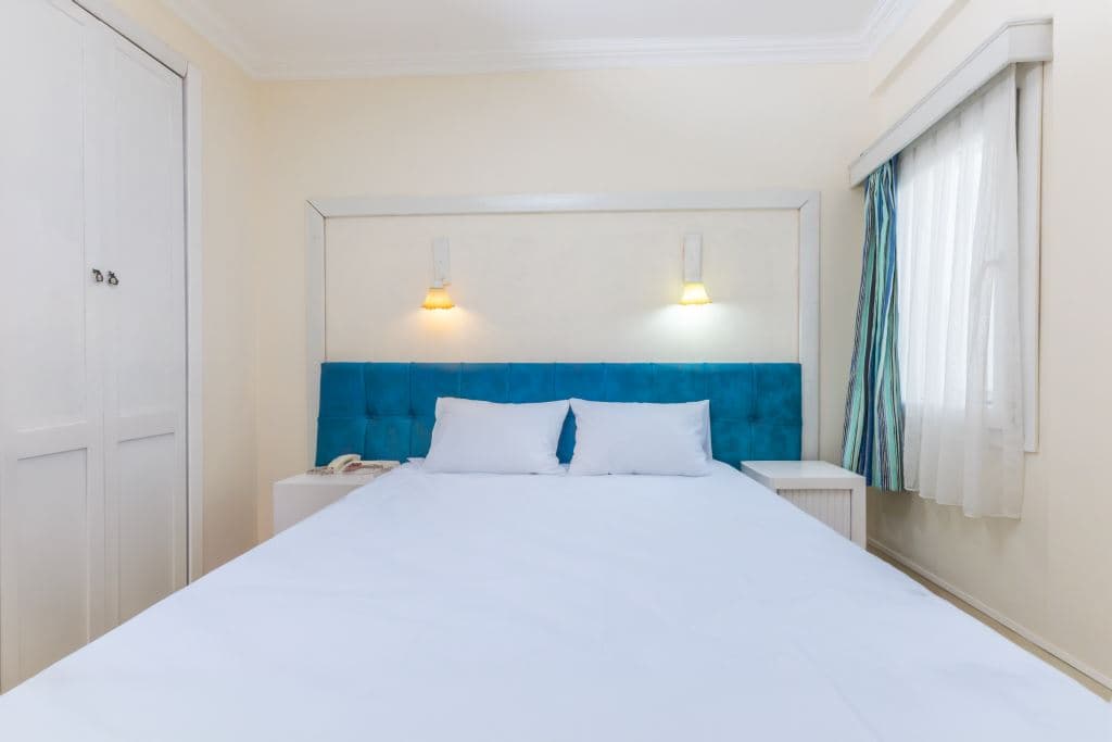 rooms-standard-room