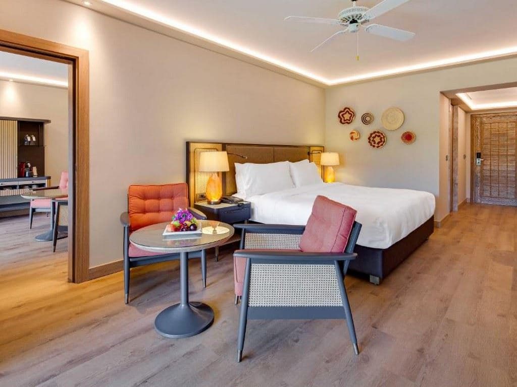 rooms-family-room