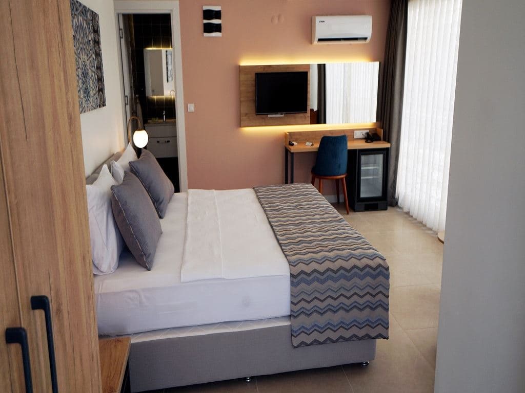 rooms-family-room