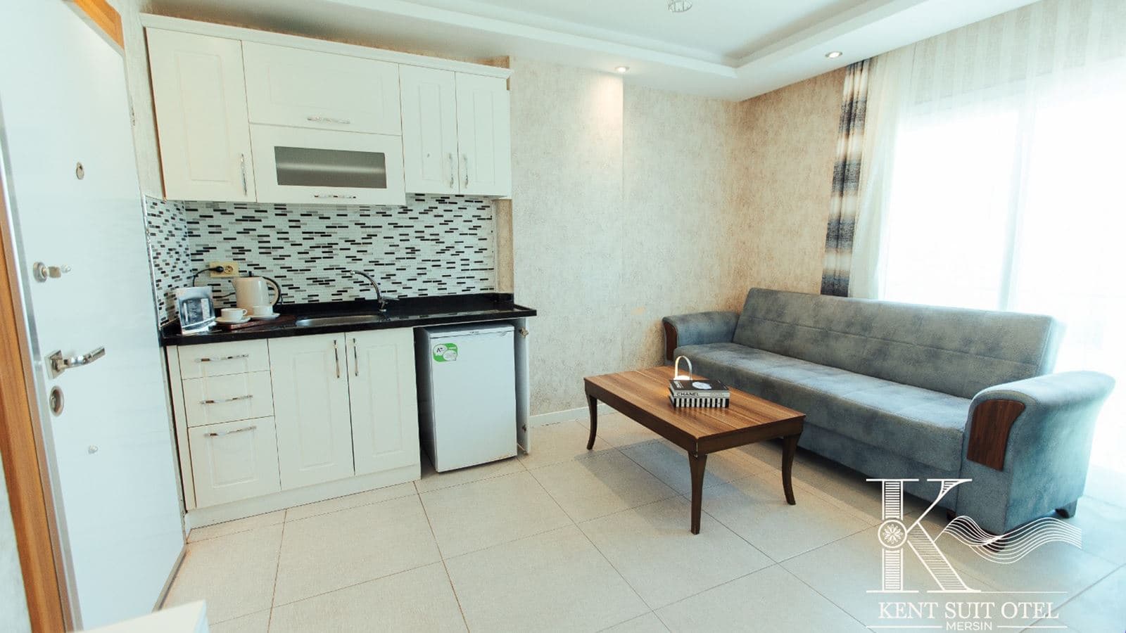 rooms-ekonomik-suit