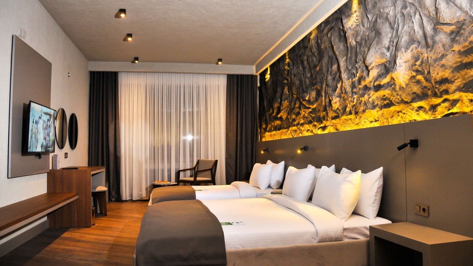 rooms-standard-room