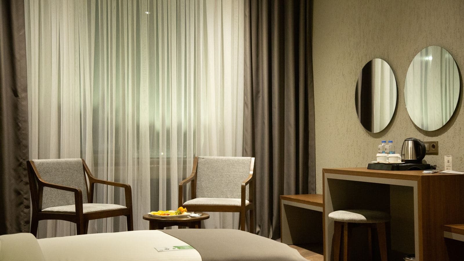 rooms-standard-room