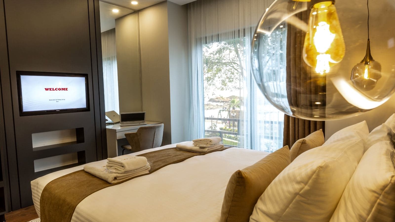 rooms-villa-lifon