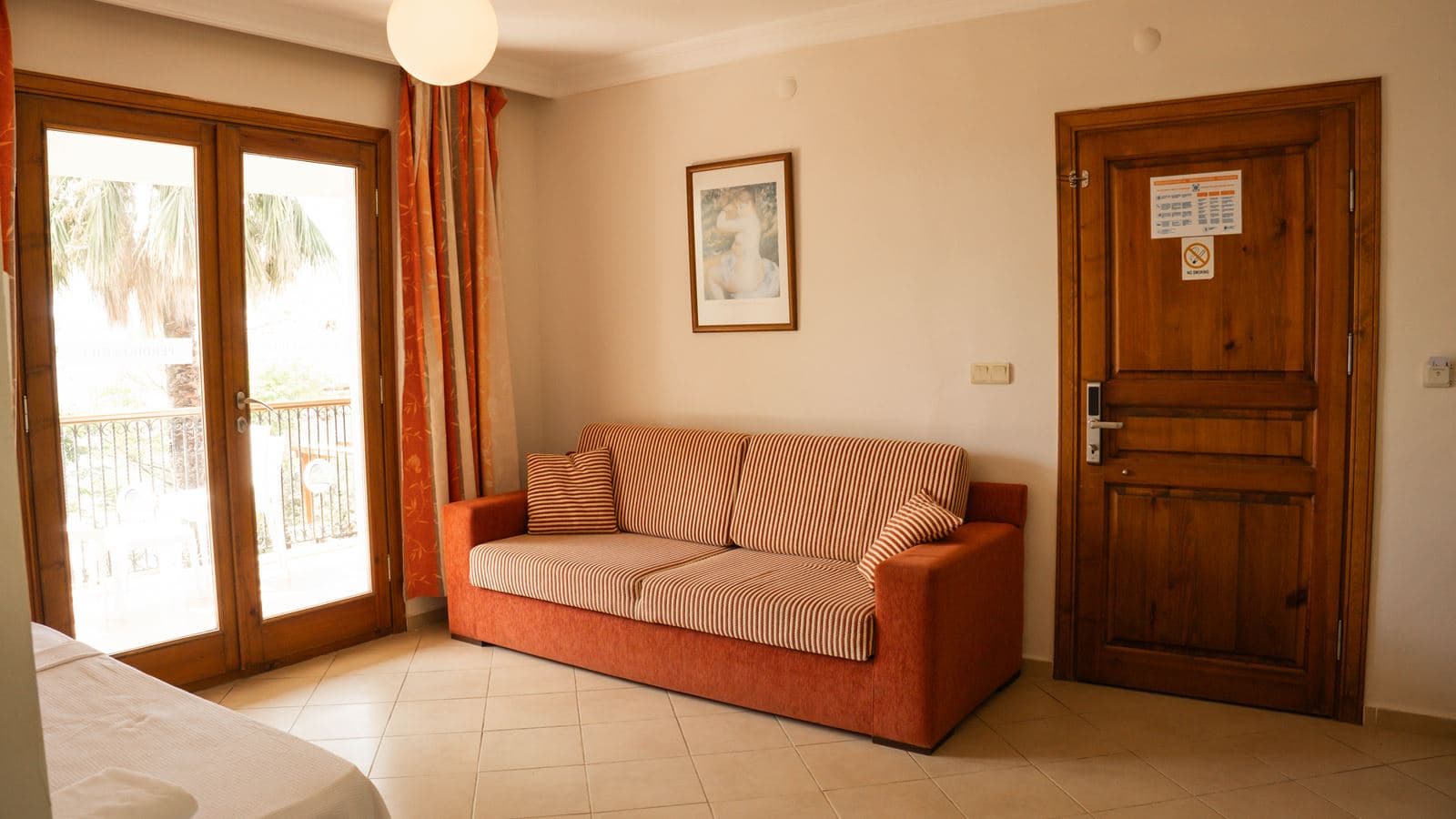 rooms-family-room