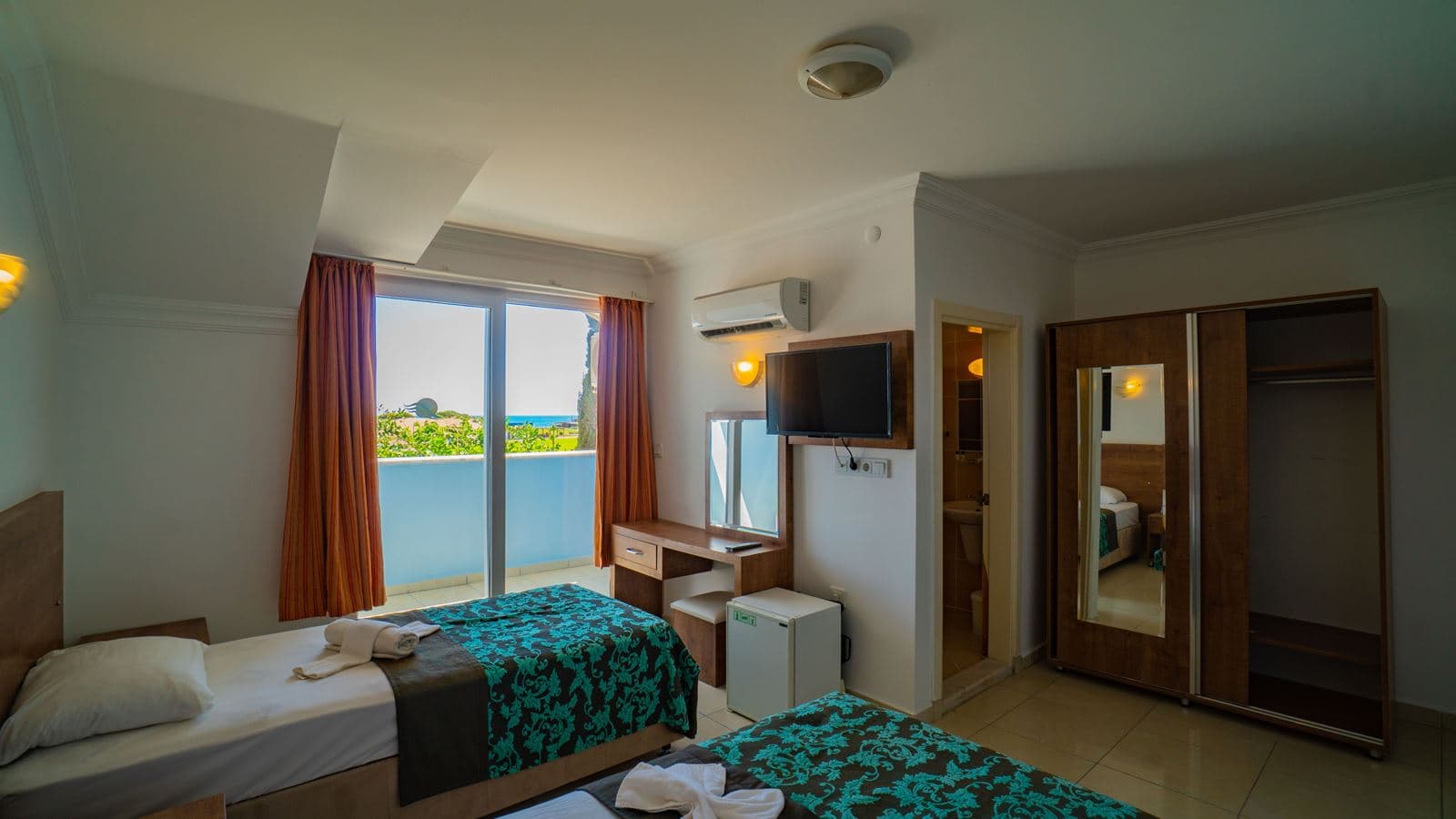 rooms-standard-room