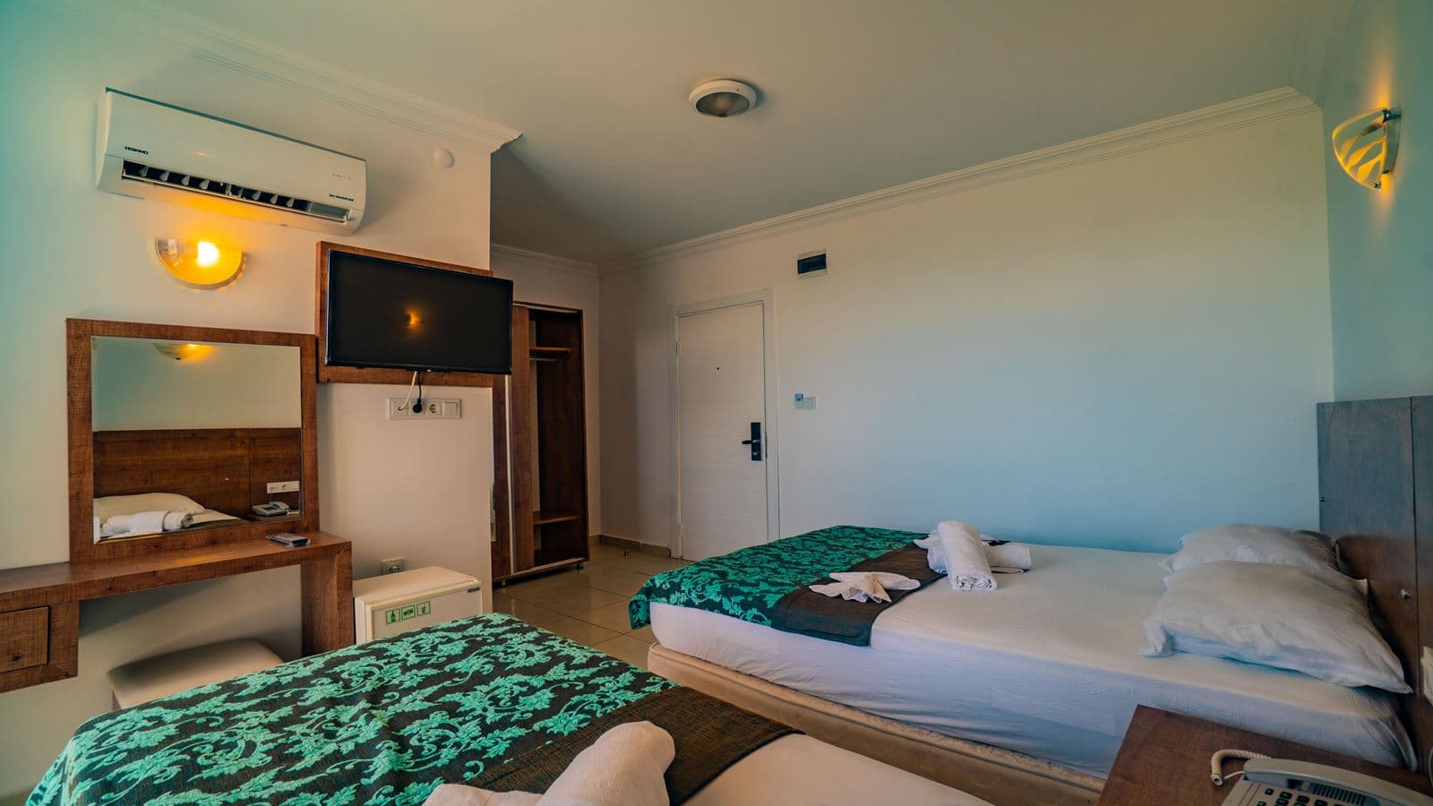 rooms-standard-room
