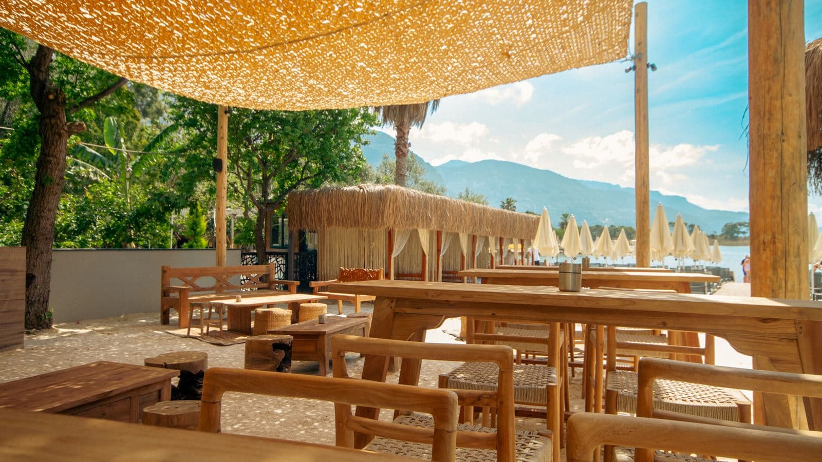 bars-beach-bar