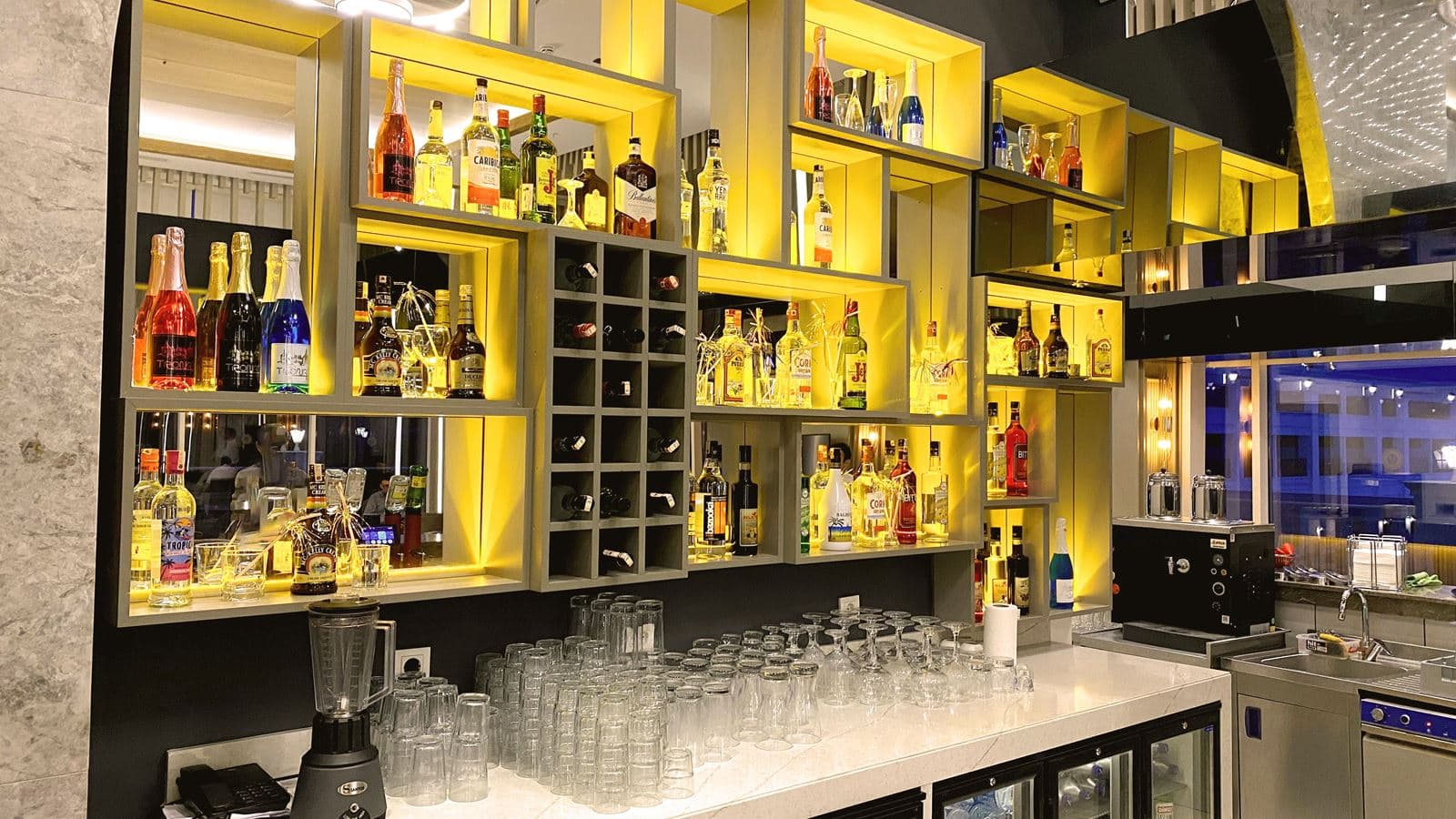 bars-lobby-bar