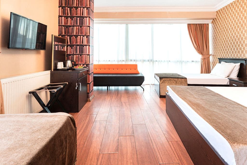 rooms-family-room