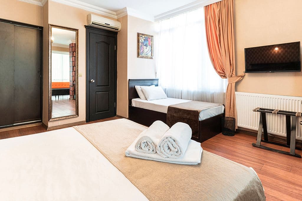 rooms-family-room