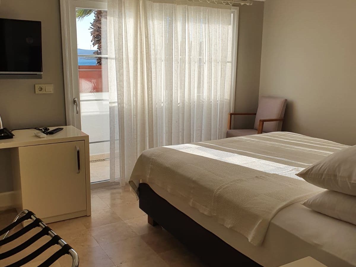 rooms-penthose-room