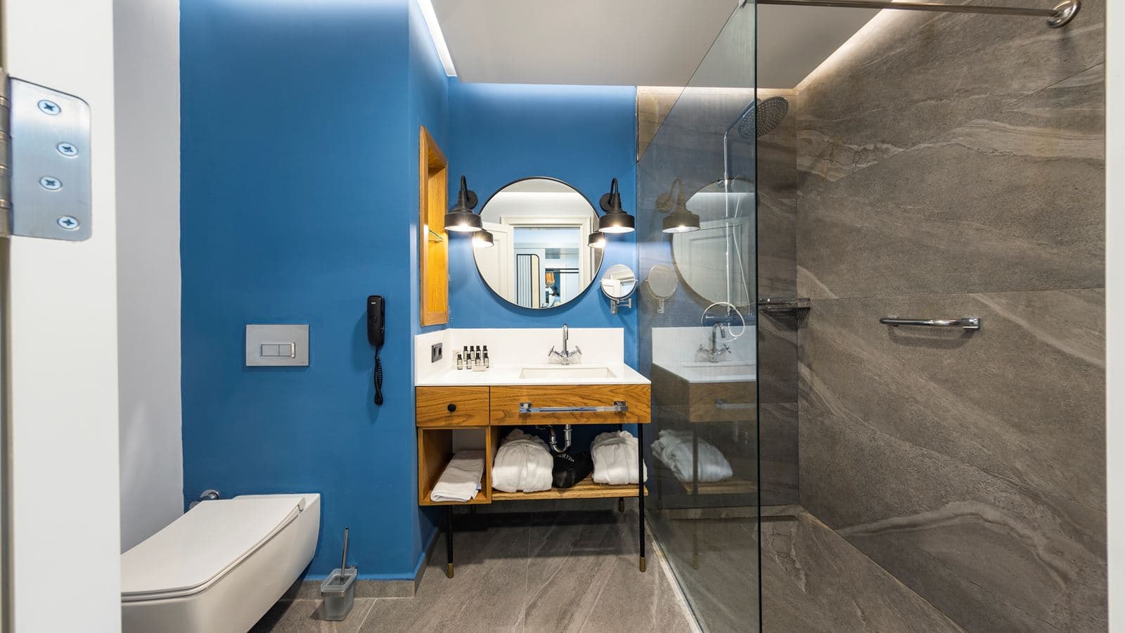 rooms-corner-suite