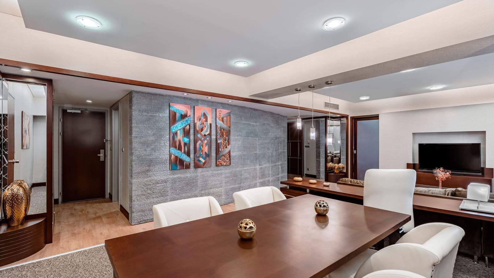 rooms-king-suite