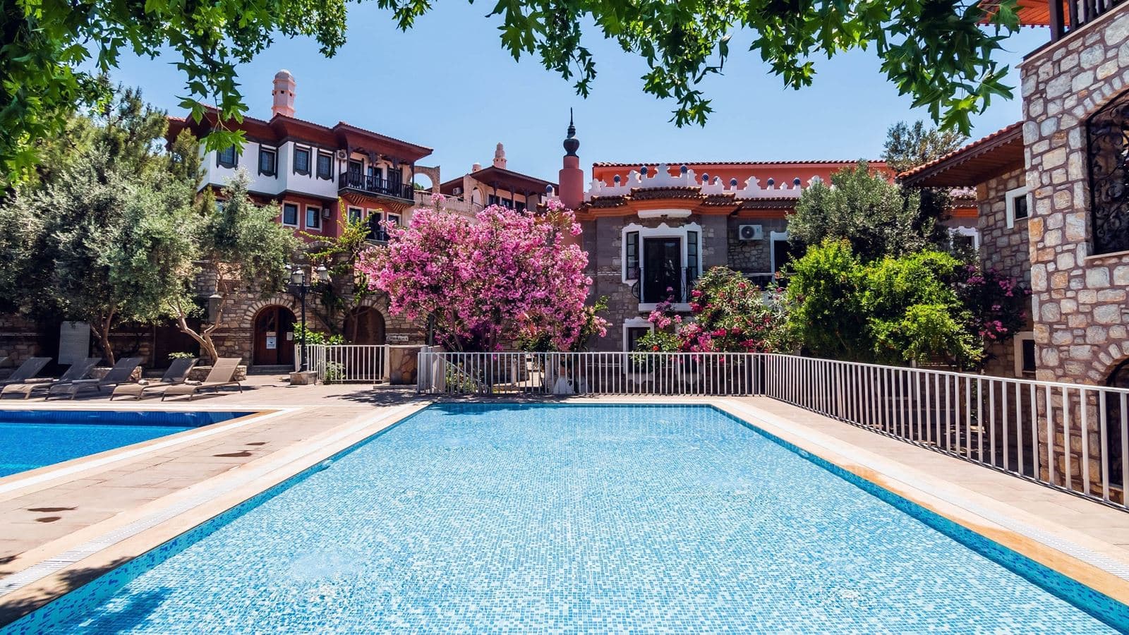 pools-outdoor-childrens-pool