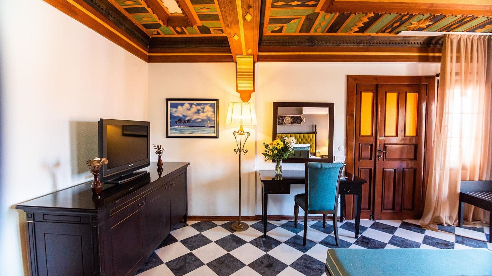 rooms-deluxe-room