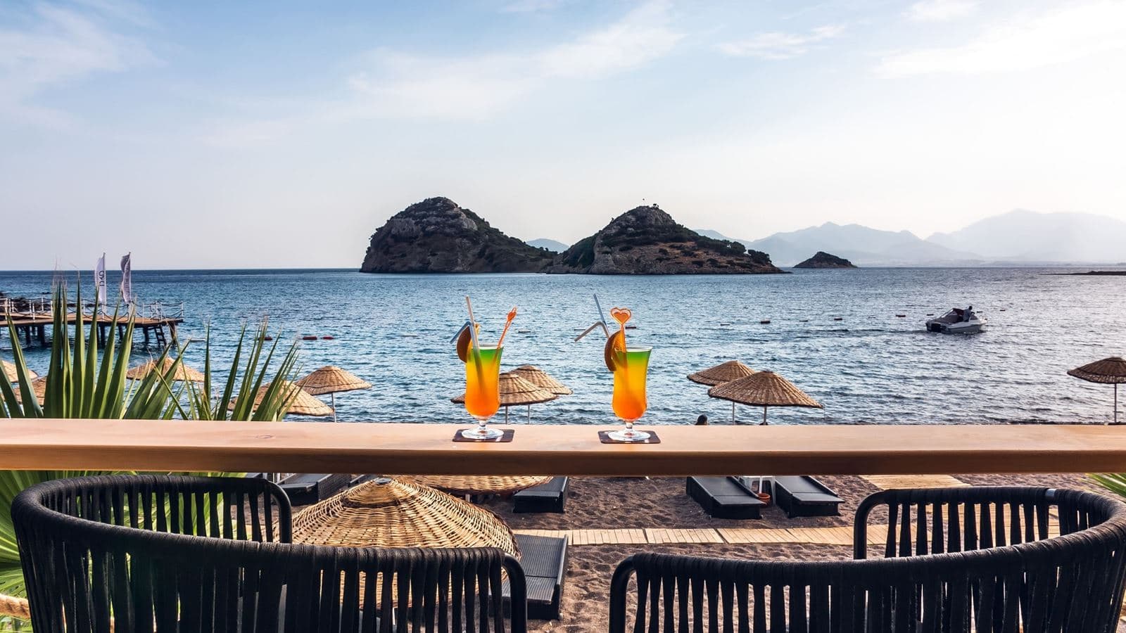 bars-beach-bar