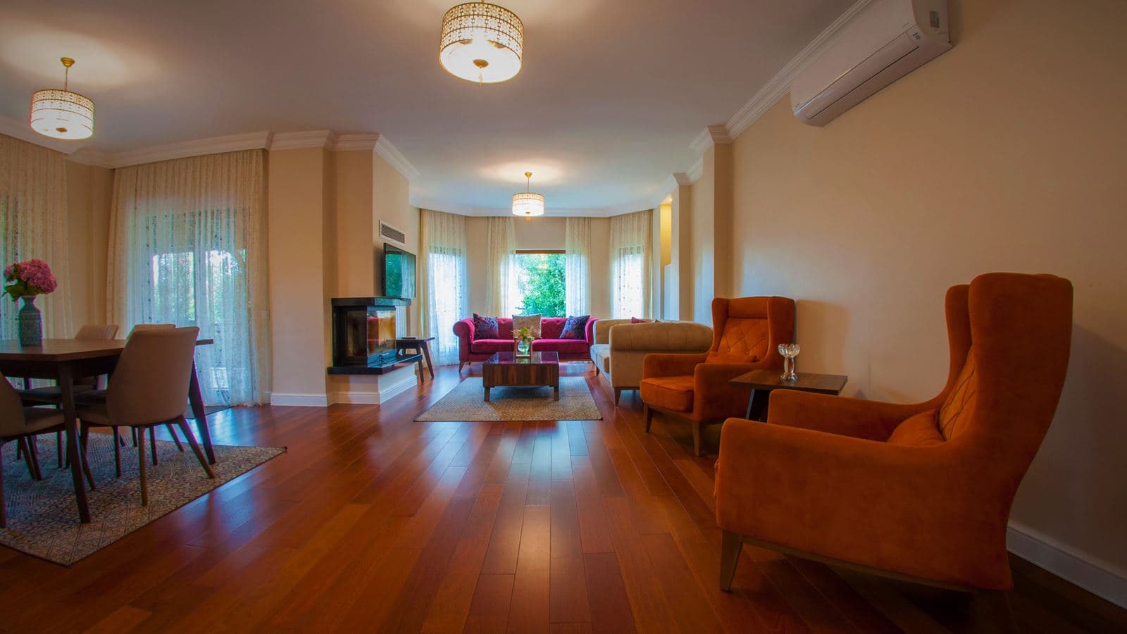 rooms-deluxe-villa