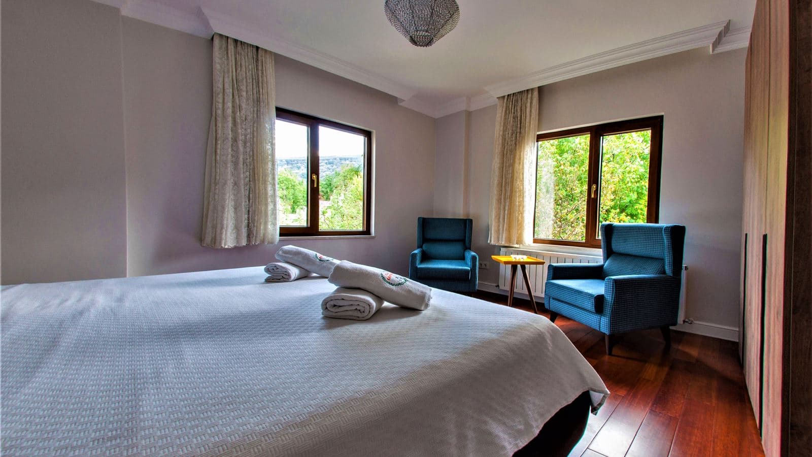 rooms-deluxe-villa