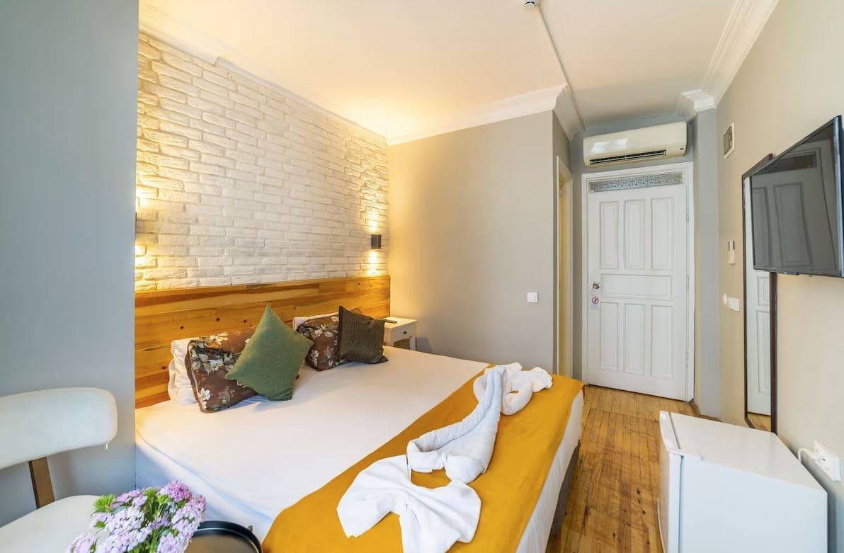 rooms-standart-room