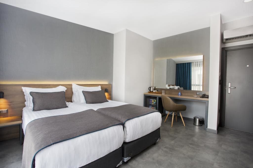 rooms-standard-room
