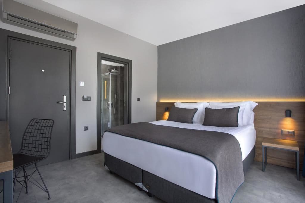 rooms-standard-room