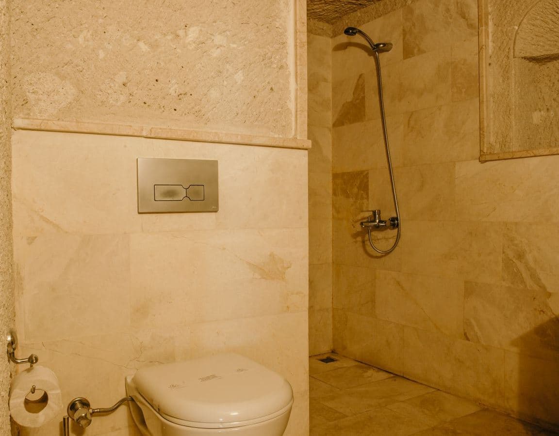 rooms-cave-room