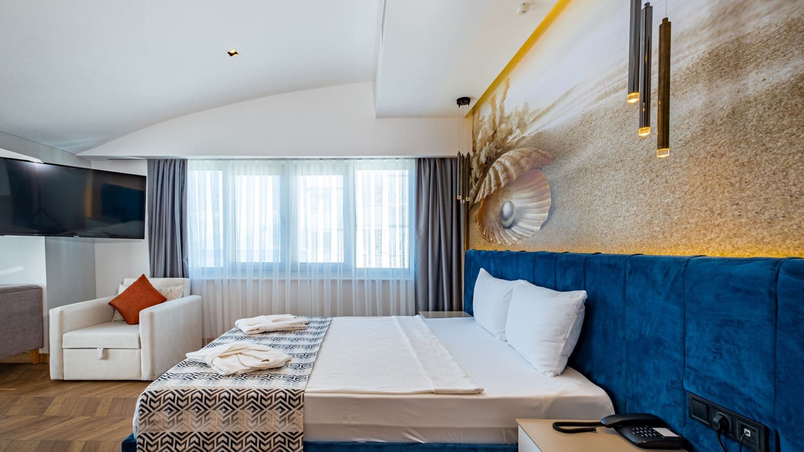 rooms-teras-suit