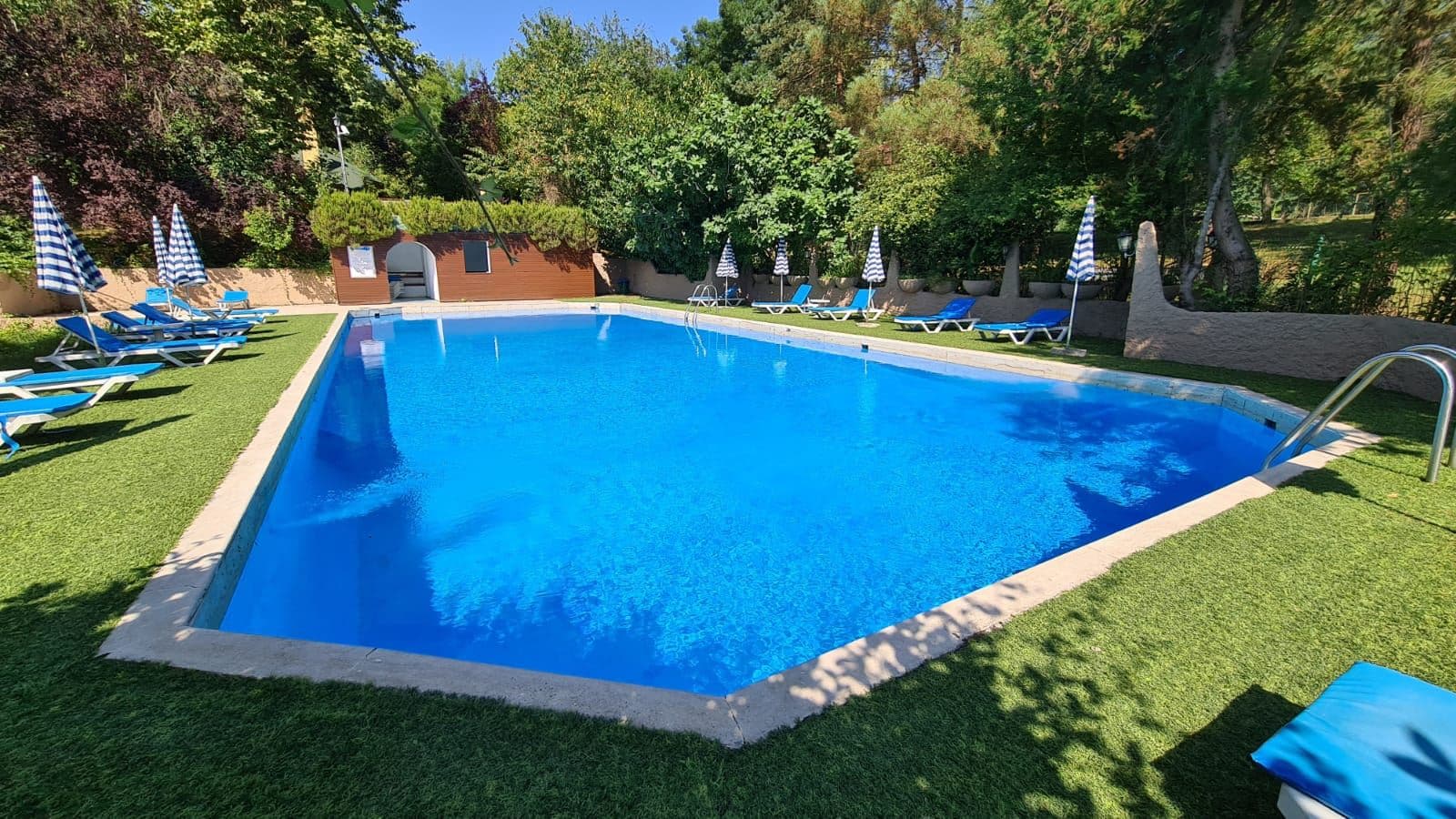 pools-pools