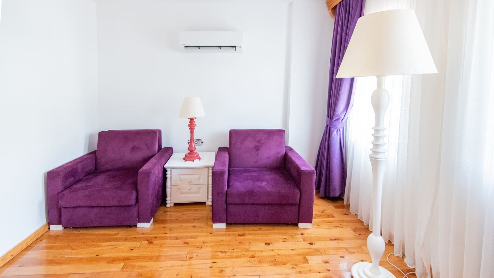 rooms-suite-room