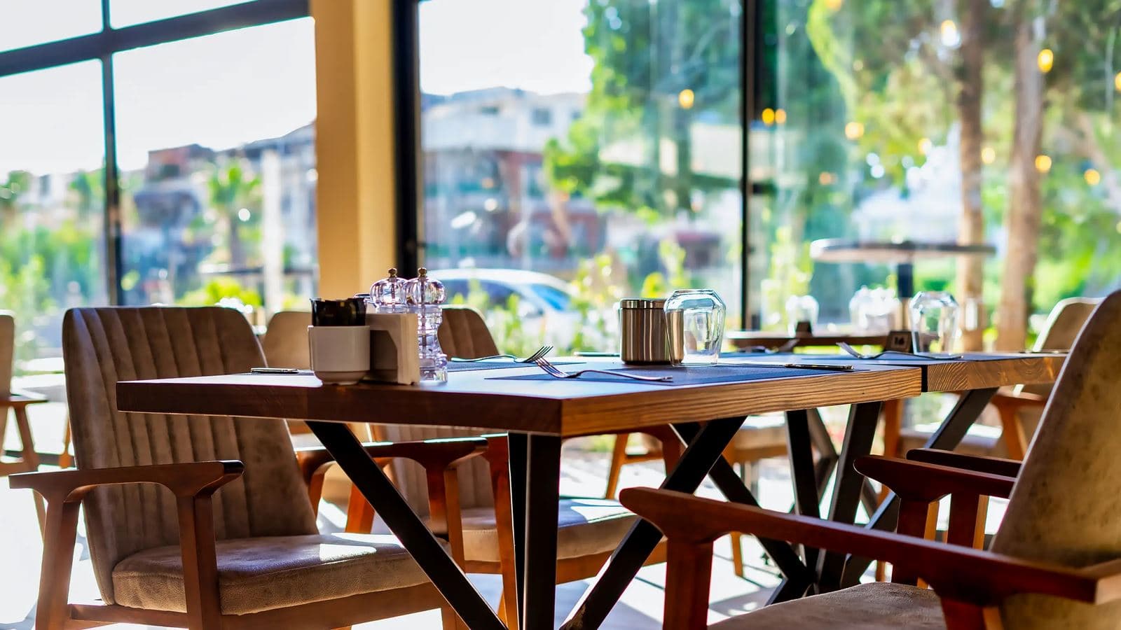 restaurants-main-restourant