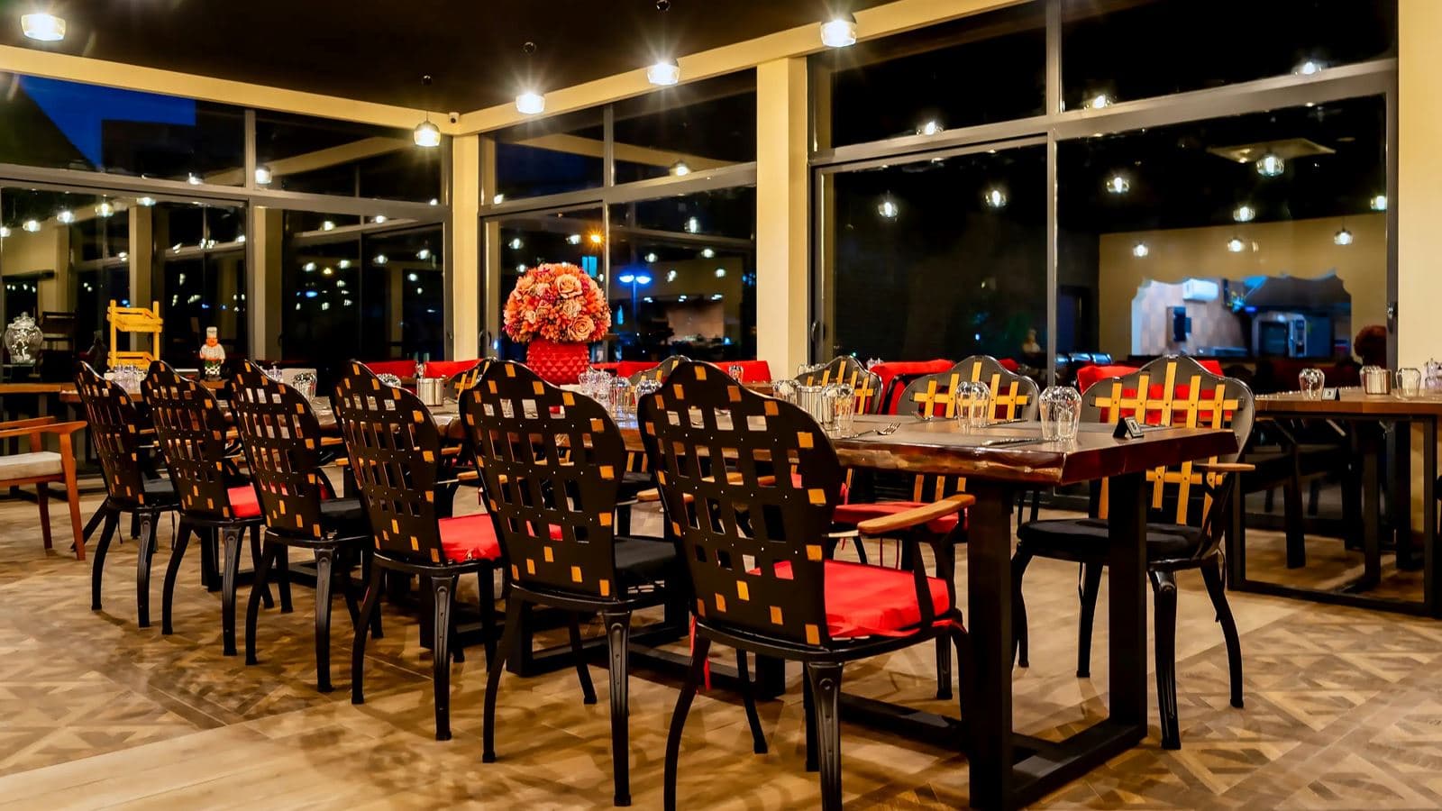 restaurants-main-restourant