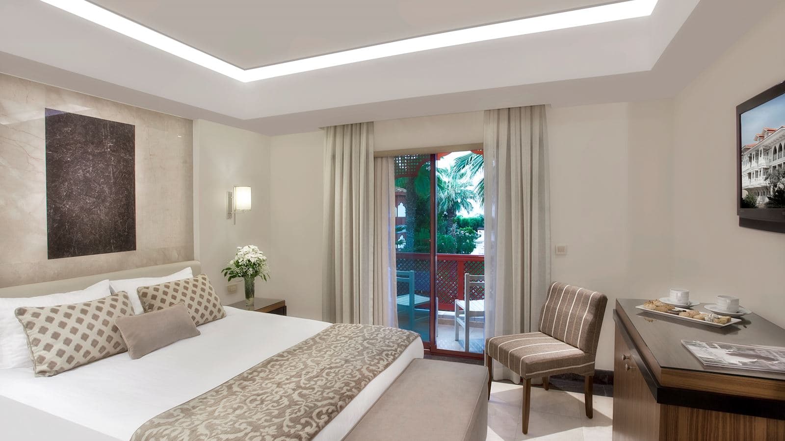 rooms-superior-room