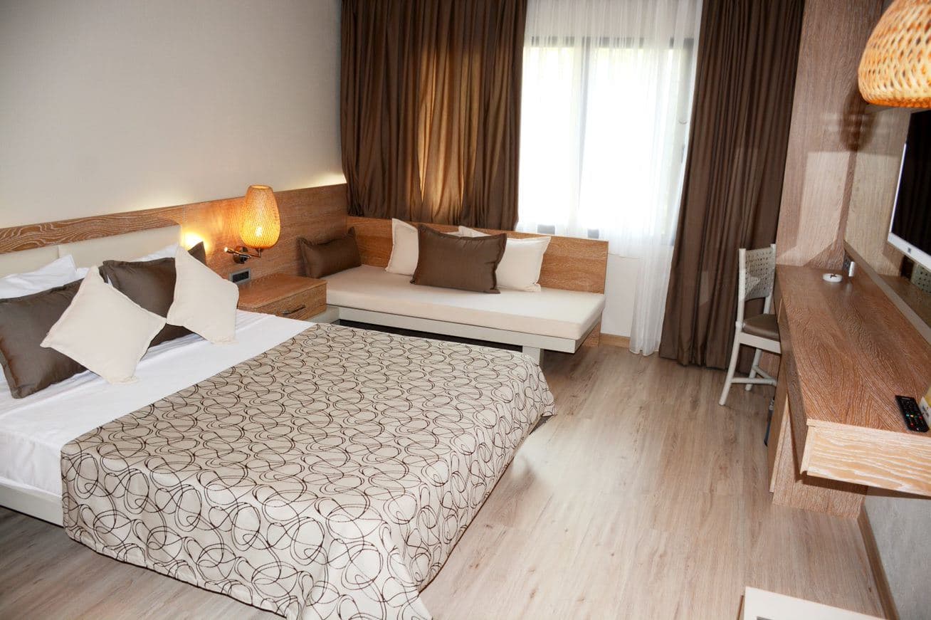 rooms-standard-room-main-building-without-balcony