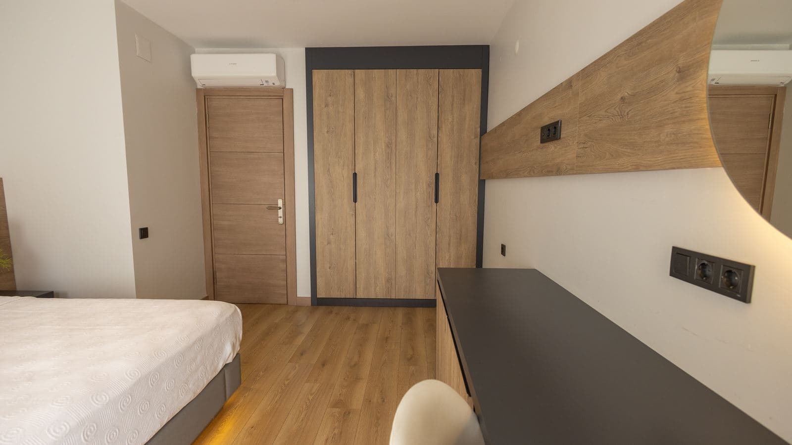 rooms-dubleks-oda