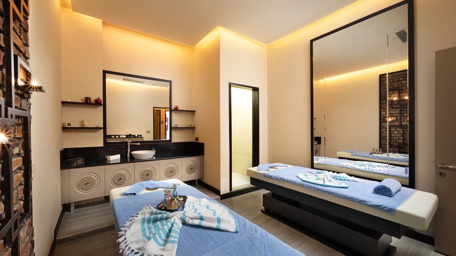 pools-indoor-pool