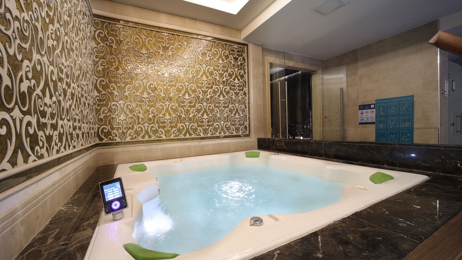pools-indoor-pool
