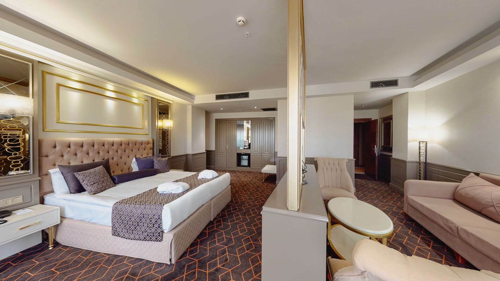rooms-suit-oda