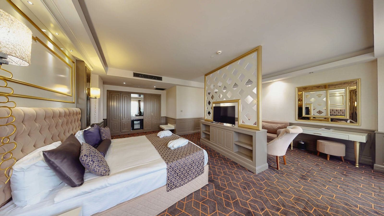 rooms-suit-oda
