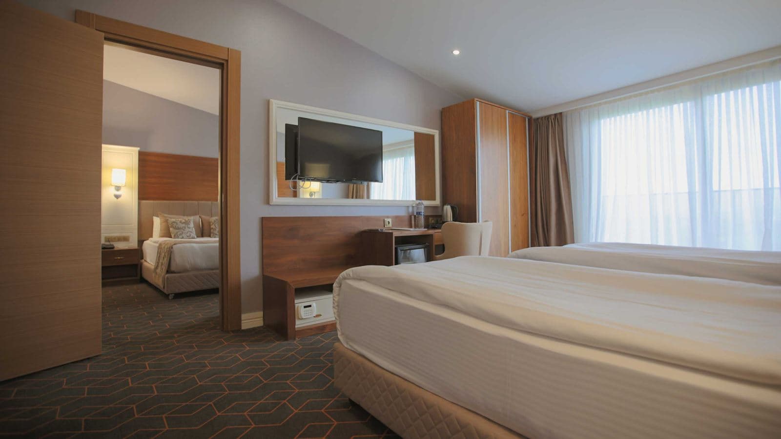 rooms-suit-oda