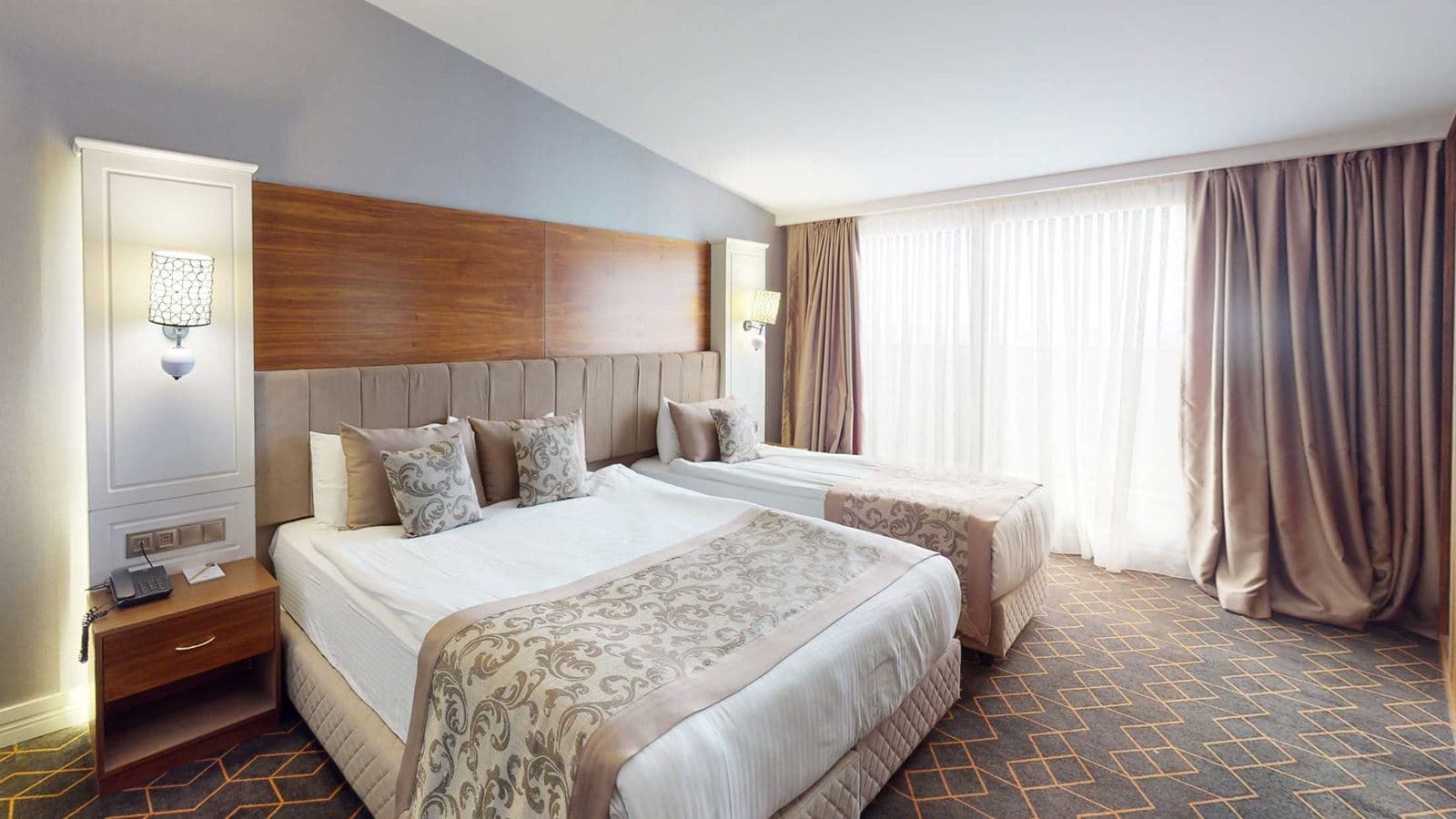 rooms-suit-oda
